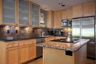 082410__980e_hyman_kitchen_3