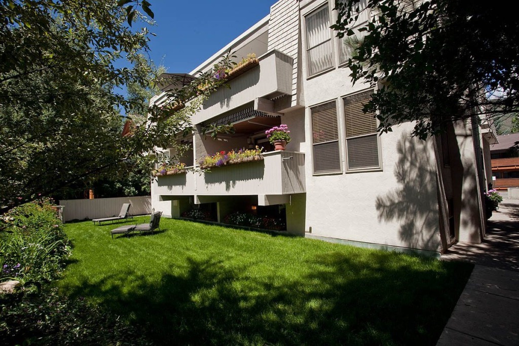 Aspen Real Estate Report: Improvements but with Caveats in 2011, ABJ Image