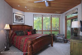 061613_127973_590_WoodRd42_3_190H