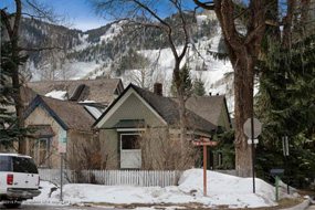 Aspen real estate 050417 143235 118 N First Street 6 190H