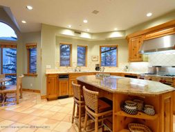 Aspen real estate 123016 137282 132 N Spring Street 3 190H