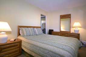 Aspen real estate 082816 139196 1045 Vine Street 3 190H