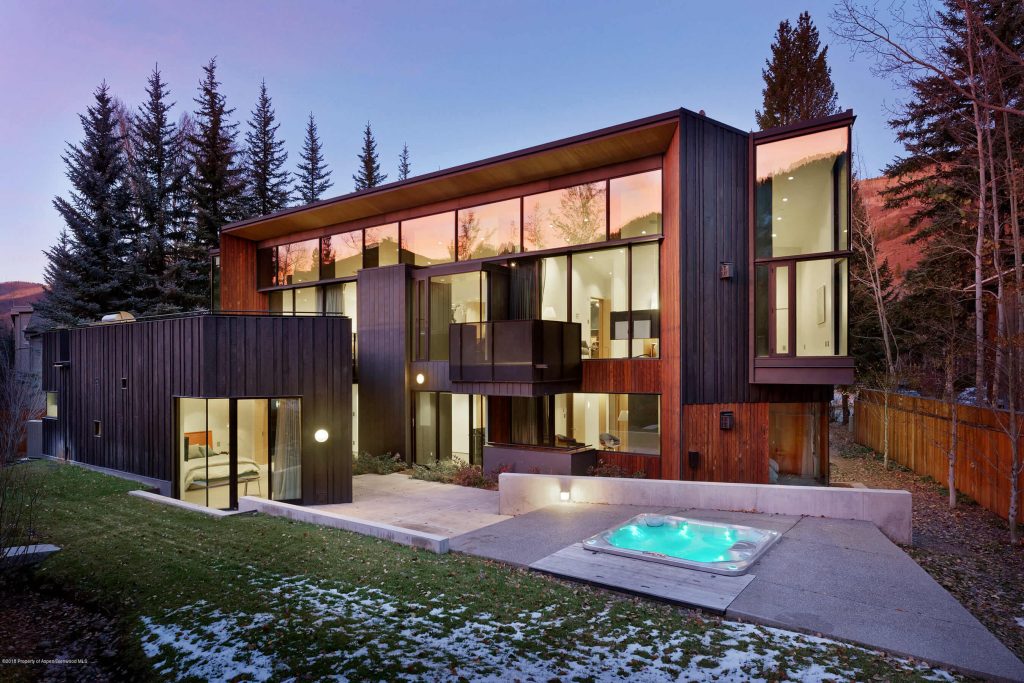 Contemporary Aspen CO Home for Sale Closes at $13.8M/$2,362 Sq Ft Furnished Image