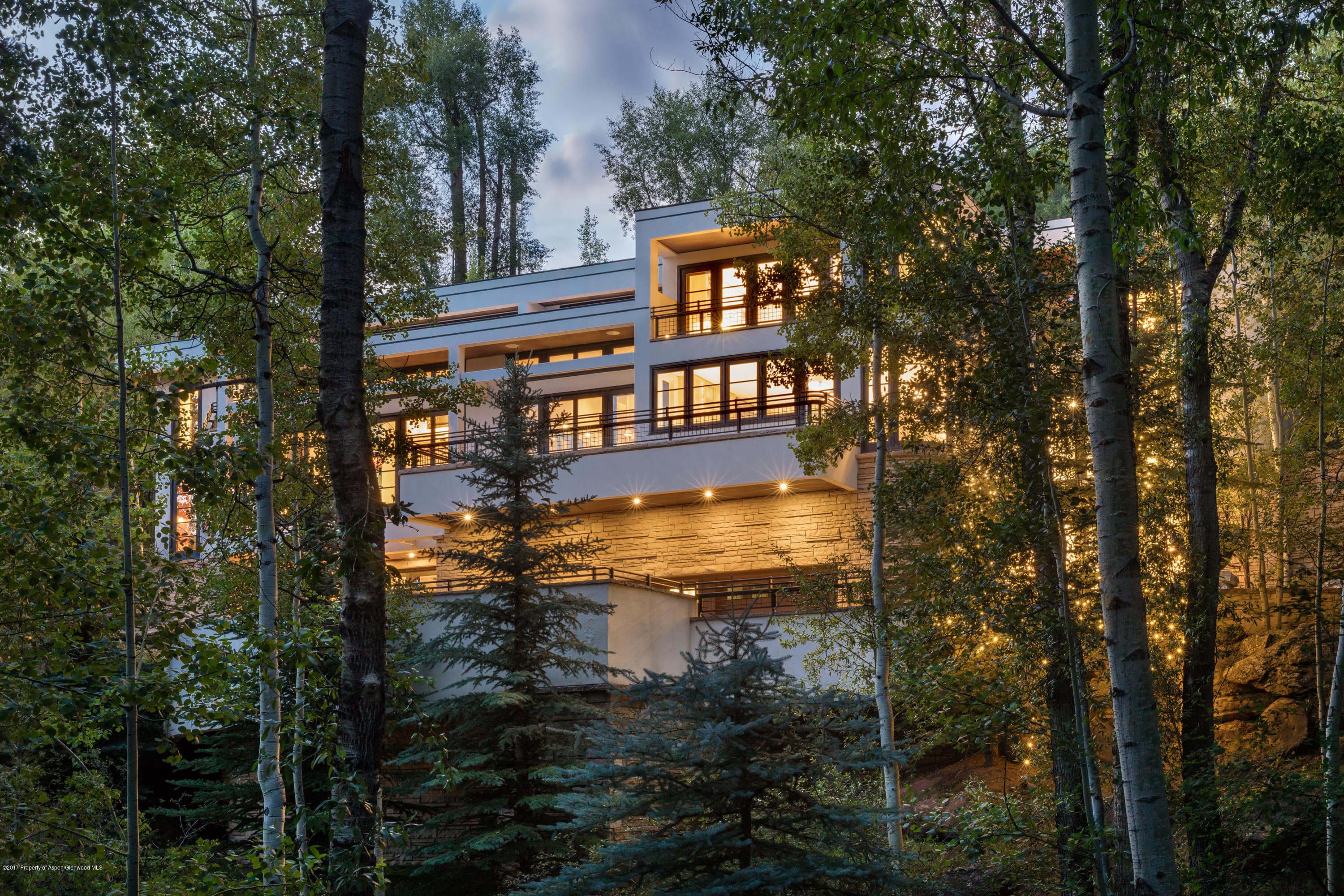 Pitkin Green Home on Red Mountain Closes at $11.1M/$1,411 Sq Ft Furnished Image