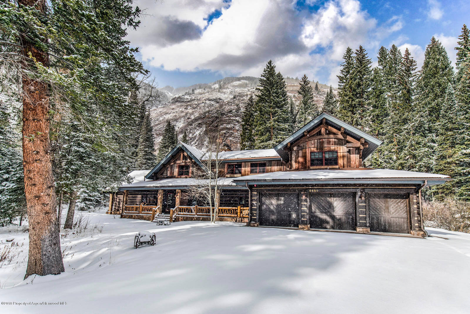 Conundrum Creek Luxury Mountain Cabin Closes at $6.8M/$1,421 Sq Ft Image