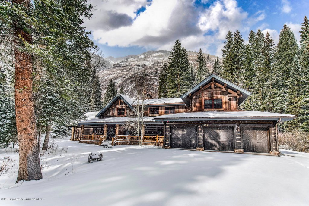 Conundrum Creek Luxury Mountain Cabin Closes at $6.8M/$1,421 Sq Ft Image