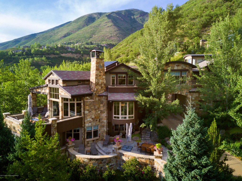 2000 Built/2015 Remodeled Aspen Home in Smuggler Area at 737 N Spruce St Sells for $9M/$1,081 Sq Ft Unfurnished Image