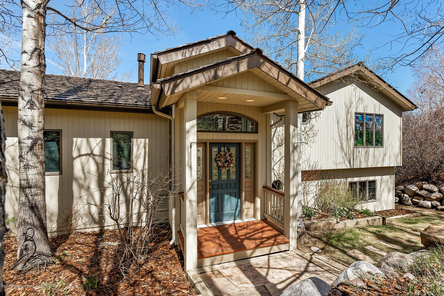 2006 Built Old Snowmass CO Home Sells for 2.8M/547 SF Unfurnished