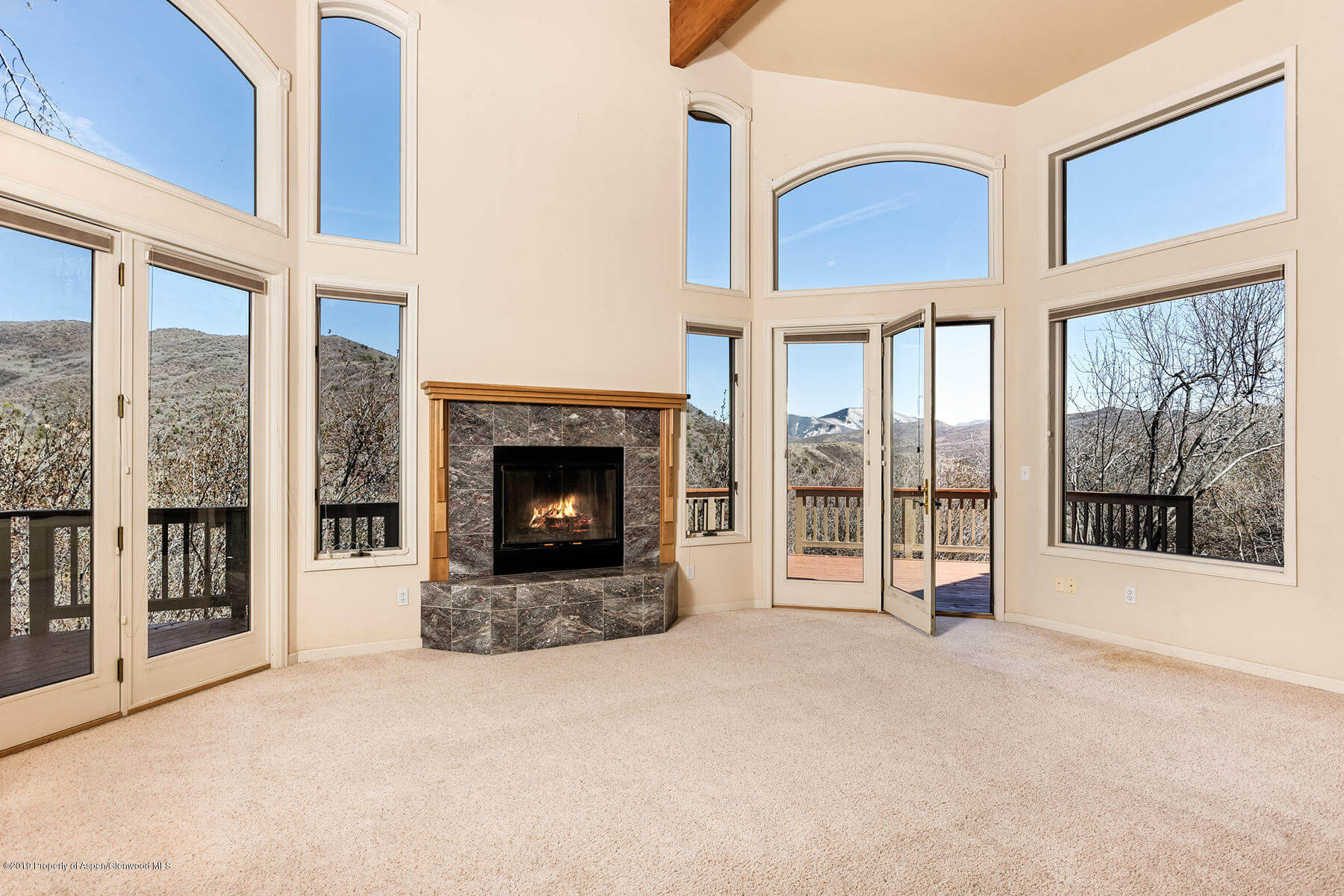 2006 Built Old Snowmass CO Home Sells for 2.8M/547 SF Unfurnished