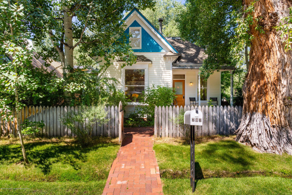 West End Aspen Victorian 1888/2010 remodeled Home at 707 N Third Street Sells for $6MM Image
