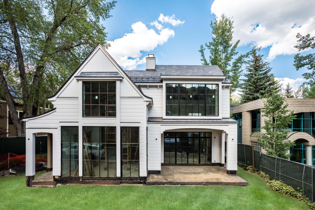 2019 Built West End Home at 320 W Bleeker St Closes at $16.875MM/$2,848 SF Unfurnished Image