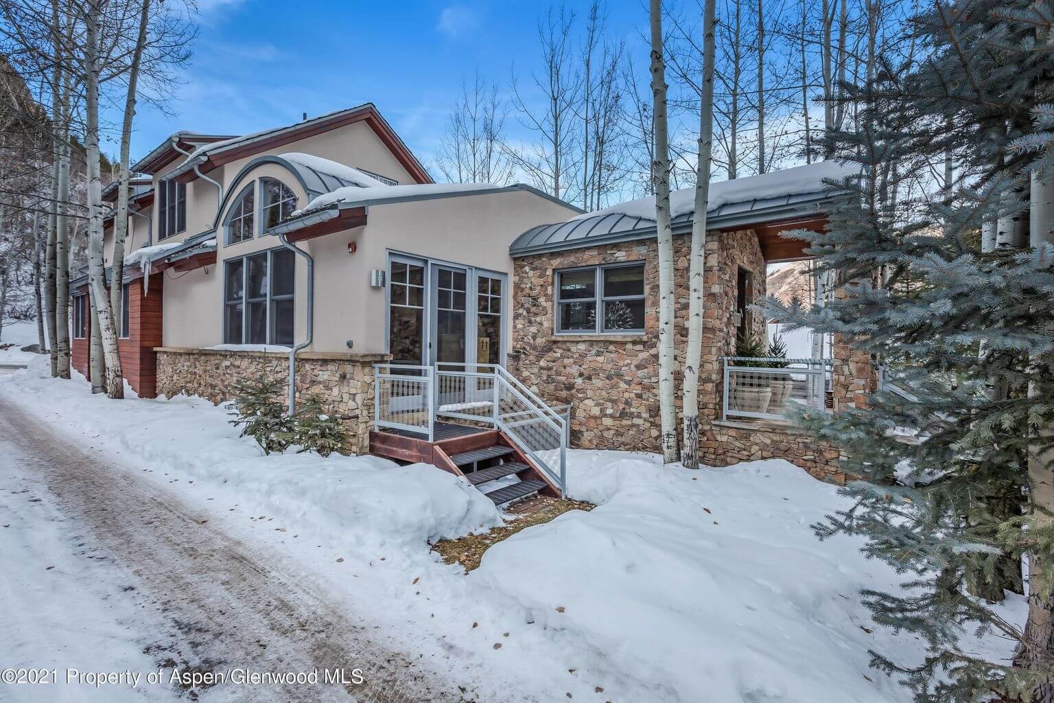 603 S Garmisch Street in Aspen Core Closes at $15.3M/$2,658 SF Part Furn Image