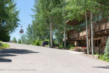 700 S Ute Avenue 502, Aspen, CO Condos for Sale Thumbnail