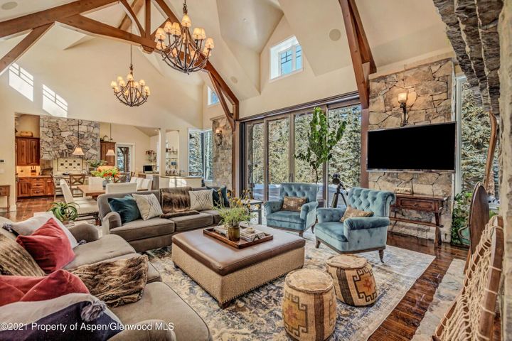 Old_Snowmass_homes_for_sale_1900_1902_Snowmass_Creek_Road_5_AspenSnowmassSothebys