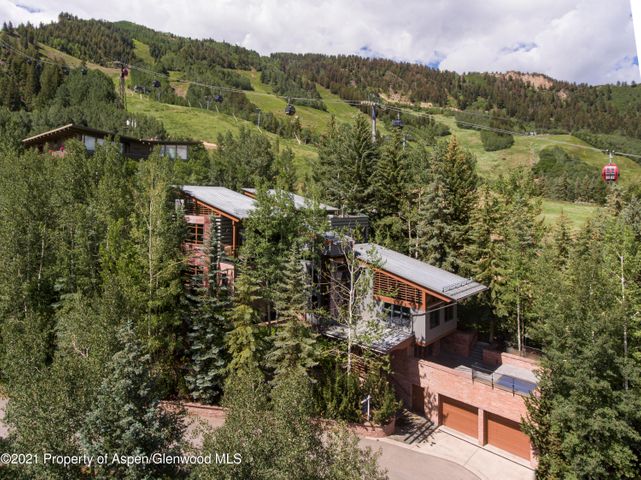Aspen Real Estate Market Weekly 550 Aspen Alps Rd – The House on Little Nell – Sells for $30.945M/$4,327 SF Furn Image