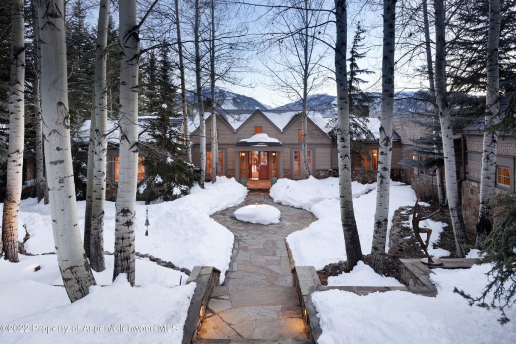 Aspen_Co_homes_for_sale_926_Willoughby_Way_1_AspenSnowmassSothebys-1