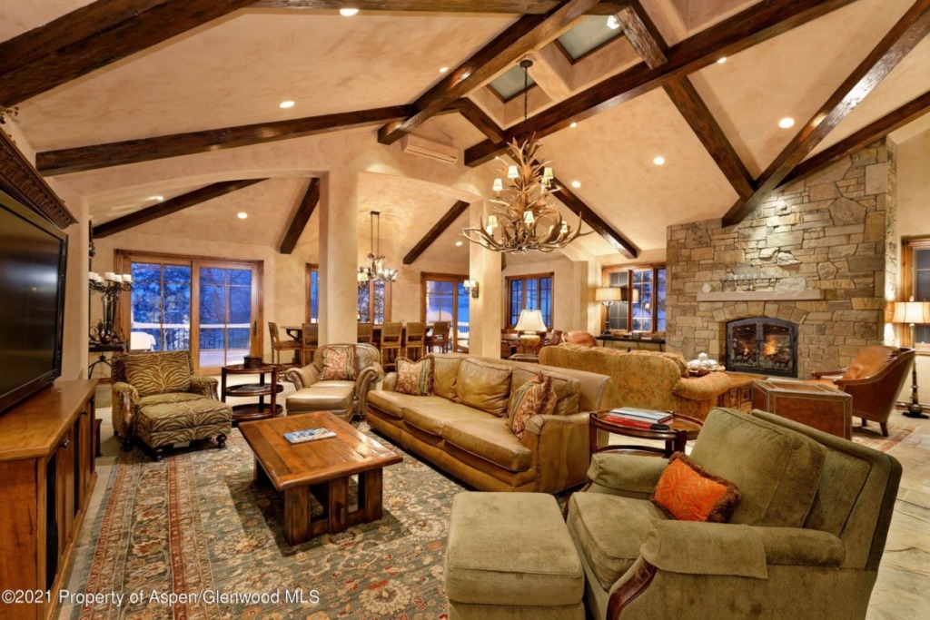 Snowmass_Village_homes_for_sale_916_Pine_Crest_Drive_4_ColdwellBankerMM