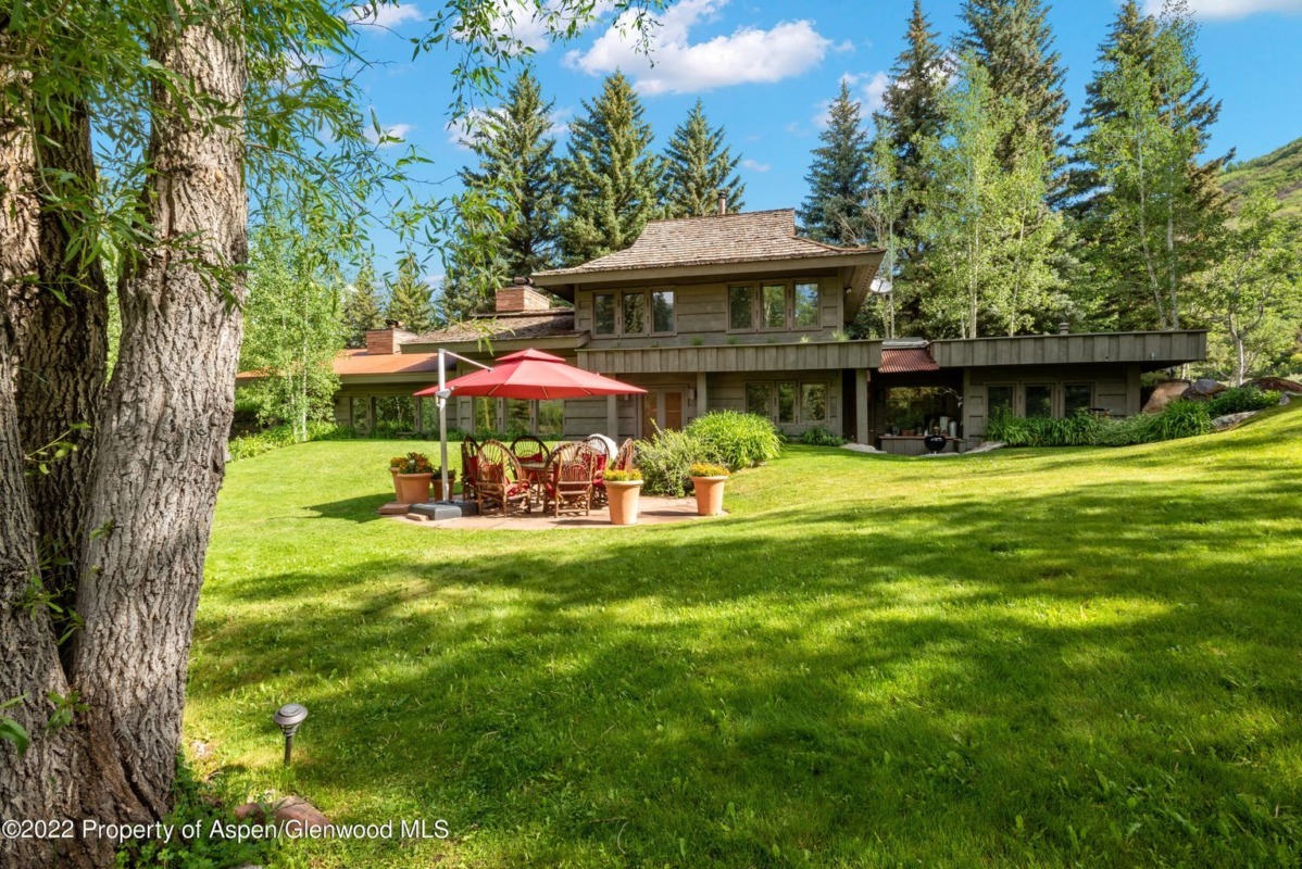 Old Snowmass’ 9000 Snowmass Creek Rd on 35 Acres Closes at $6.125M/$1,655 SF Unfurn Image