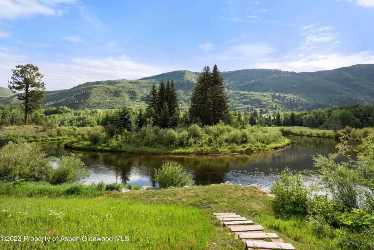 Slice of Heaven at River’s Bend Less than a Mile from Downtown at 1500 Ute Ave Sells at $35M Image