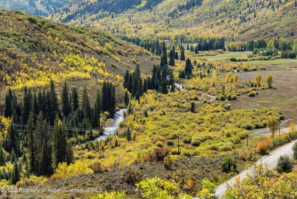 Old_Snowmass_homes_for_sale_300_Old_Pond_Way_3_Compass