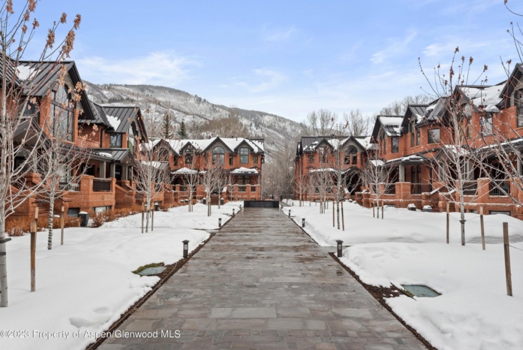 Downtown Aspen River Park Townhome Closes at 15.47M/3,412 SF Part
