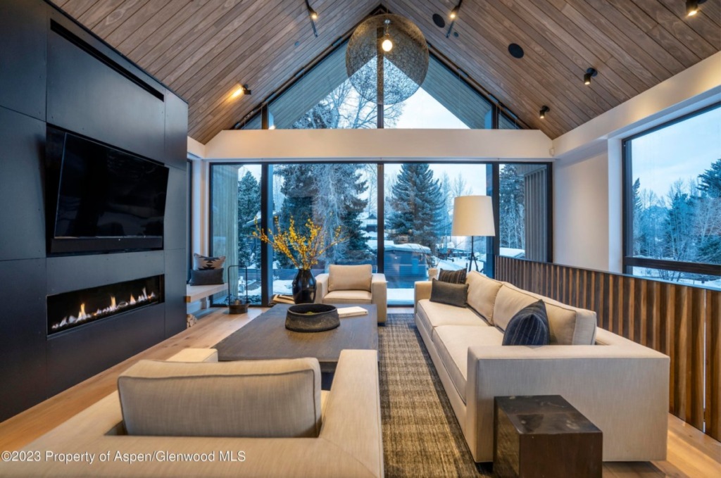 Aspen_Co_homes_for_sale_426_N_8th_Street_2_AspenSnowmassSothebys-1