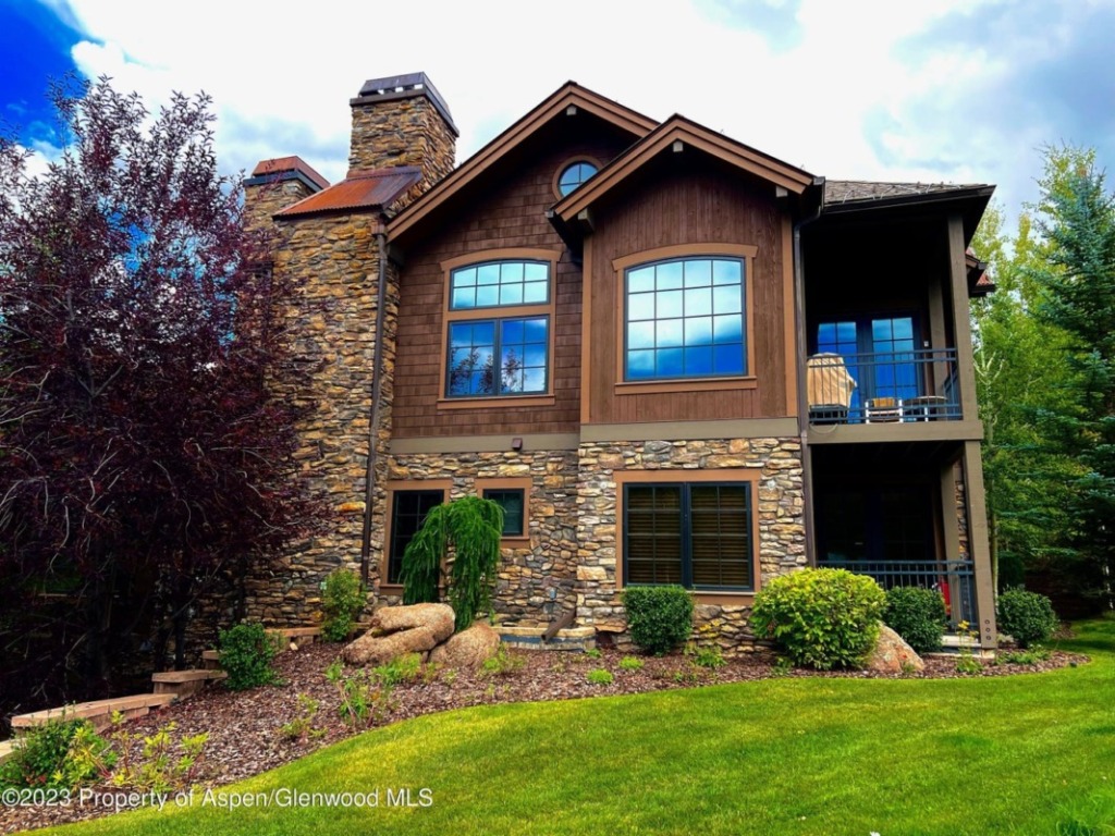 Snowmass_Village_townhome_for_sale_425_Wood_Road_58_2_ColdwellBankerMM