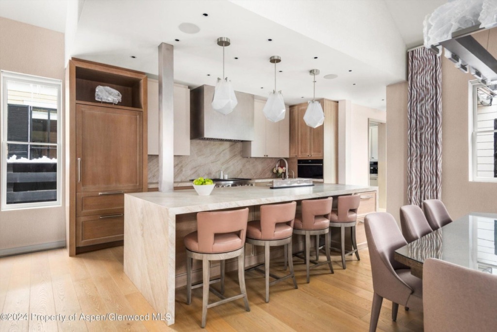 Aspen_Co_homes_for_sale_105_E_Hallam_Street_6_Compass-1