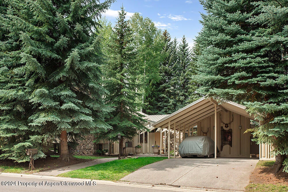 Aspen_Co_homes_for_sale_407_N_Third_Street_1_ChristiesInternational-1