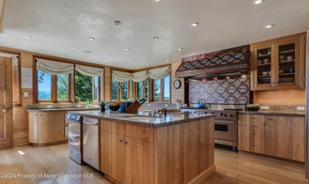 Aspen_Co_homes_for_sale_1200_Kessler_Drive_6_TheAgencyAspen-1