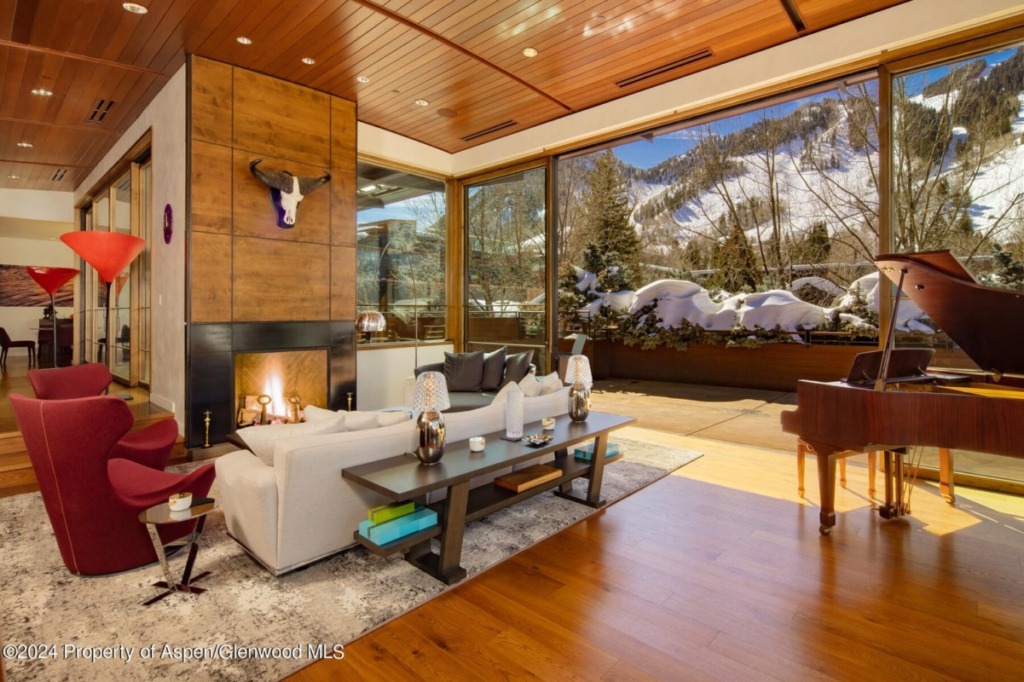 Aspen_Co_condos_for_sale_233_E_Cooper_Avenue_P_3_5_ColdwellBankerMM-3