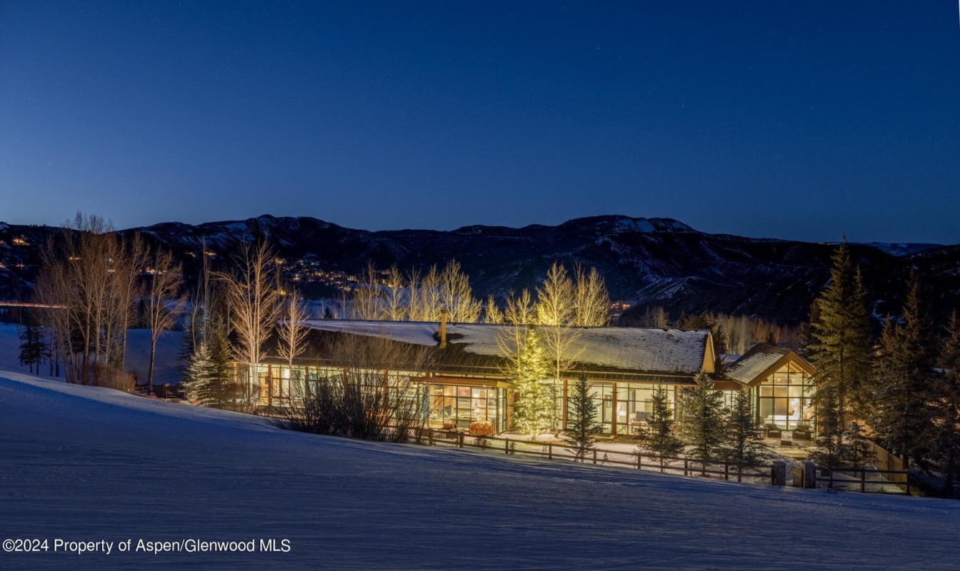 Slopeside Snowmass Village Ski Home Goes for $21M/$2,715 SF Furn Image