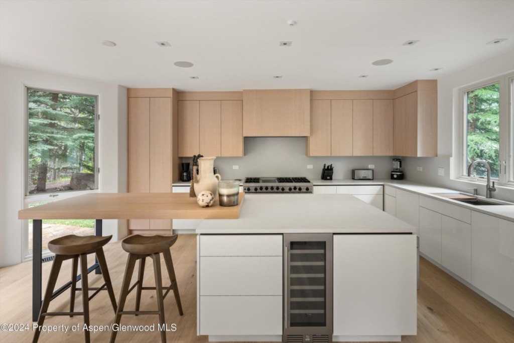Aspen_Co_homes_for_sale_440_Alpine_Court_6_Compass-1