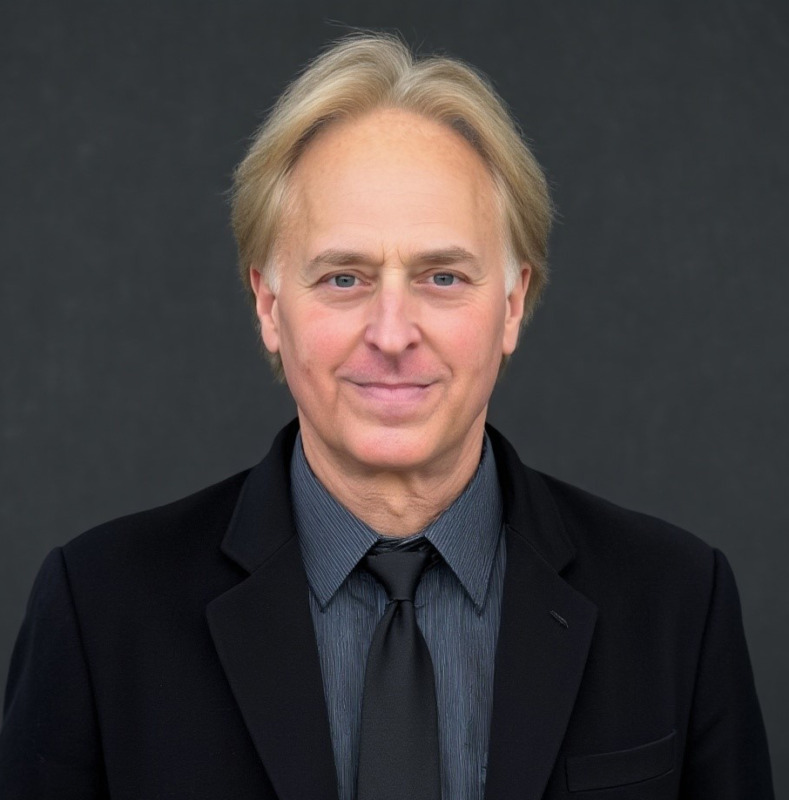 20_dark-suit-dark-shirt-n-tie_crop