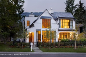 Aspen_Co_homes_for_sale_320_W_Bleeker_Street_1_ColdwellBankerMM-2