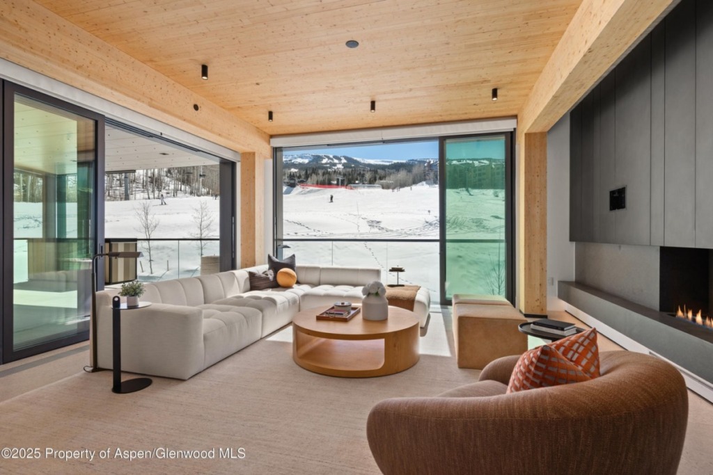 Snowmass_Village_condo_for_sale_180_Wood_Road_304_11_AspenSnowmassInternationalR