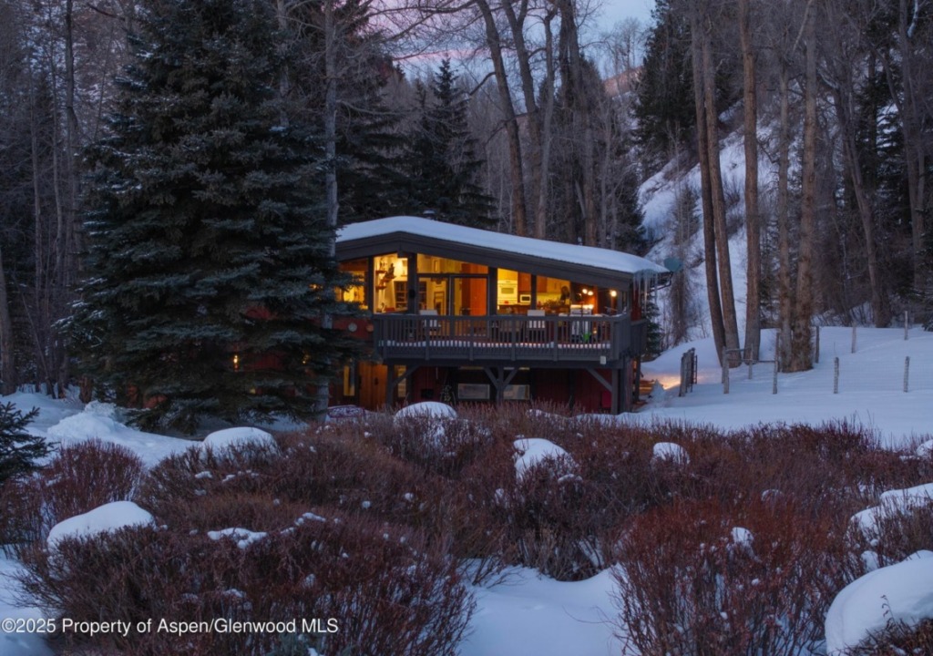 Aspen_Co_homes_for_sale_1894_Castle_Creek_Road_1_DouglasElliman