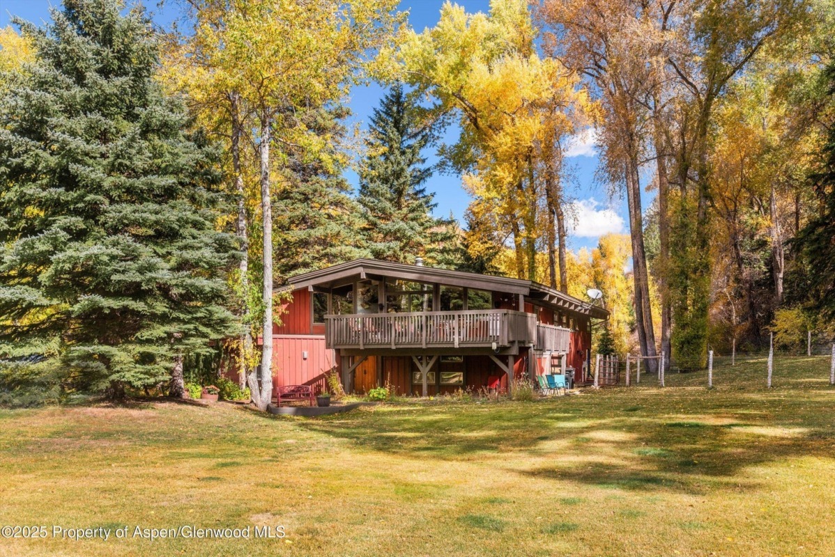 Film Director’s Older Creekside Home at 1894 Castle Creek Rd Sells for $16M Image