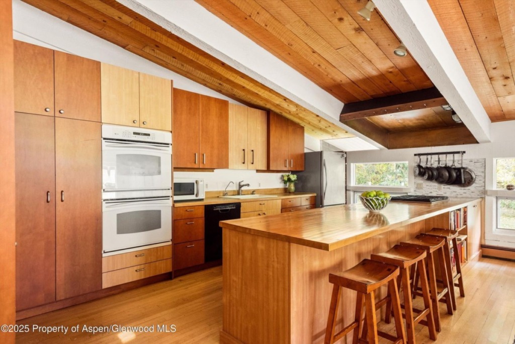 Aspen_Co_homes_for_sale_1894_Castle_Creek_Road_6_DouglasElliman-1