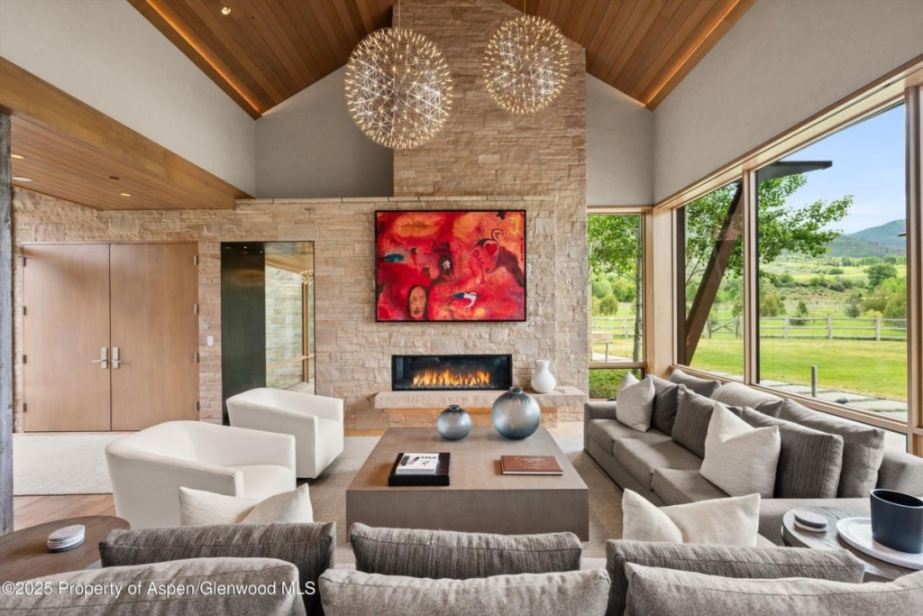 Woody-Creek_Co_homes_for_sale_425_Aspen_Valley_Ranch_Road_5_DouglasElliman-1