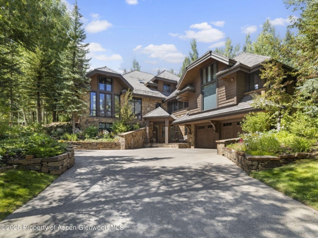 316 Pfister Dr at Maroon Creek Club Sells for $20.5M/$3,084 SF Unfurn Image
