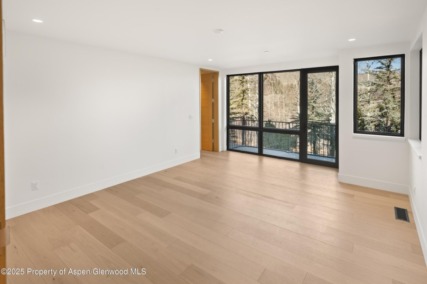 Snowmass_Village_homes_for_sale_383_Ridge_Road_9_DouglasElliman