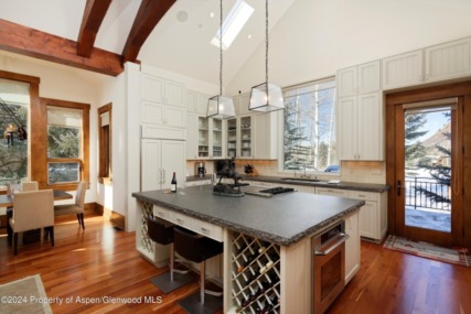 Aspen_Co_duplex:halfduplex_for_sale_1432_Sierra_Vista_Drive_6_AspenSnowmassSothebys