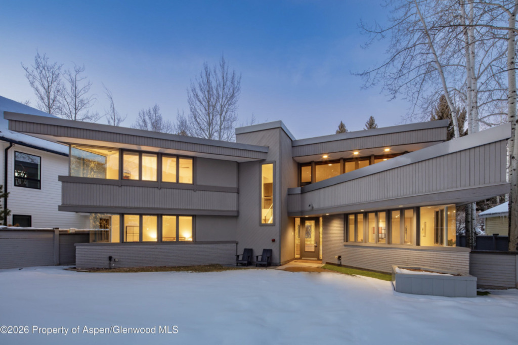 506 W Hallam St in the West End Closes at $13.5/$2,885 SF Furn Image