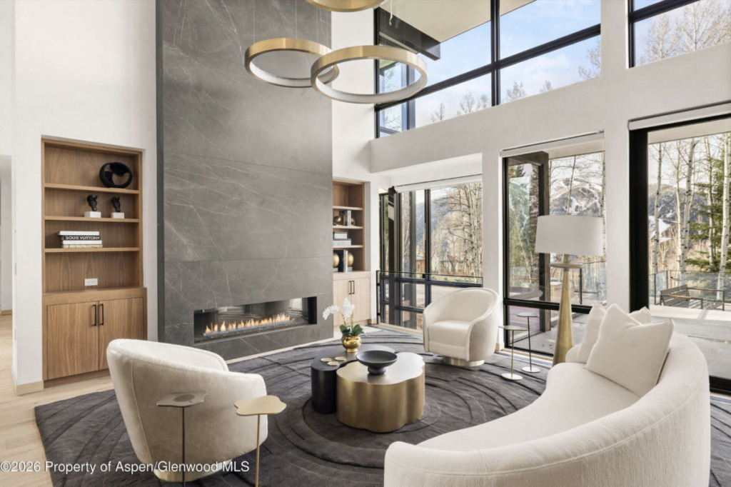 Aspen_Co_homes_for_sale_323_E_Reds_Road_4_Compass-1