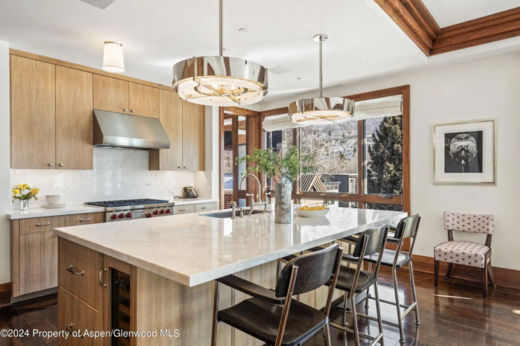 Aspen_Co_homes_for_sale_632_E_Hopkins_Avenue_301_7_AspenSnowmassSothebys