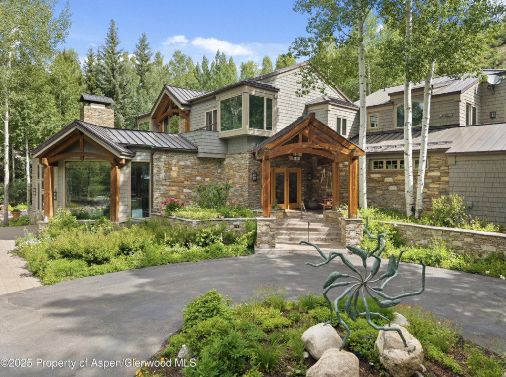 645 Willoughby Way on Red Mountain Closes at $37M/$4,034 SF Furn Image