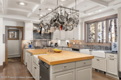 Aspen_Co_homes_for_sale_645_Willoughby Way_6_AspenSnowmassSothebys