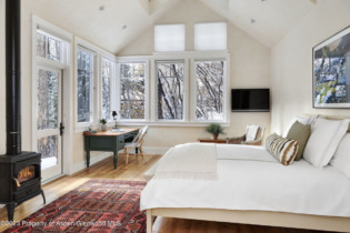 Aspen_Co_homes_for_sale_728_E_Francis_Street_9_AspenSnowmassInternational