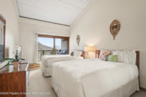 Snowmass_Village_condos_for_sale_30_Anderson_Lane_#826_4_ColdwellBankerMM